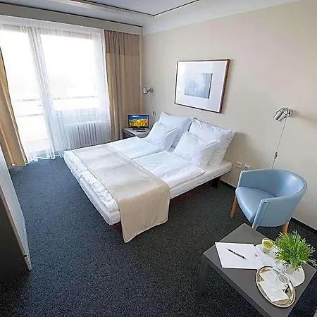 Hotel Retro 3*