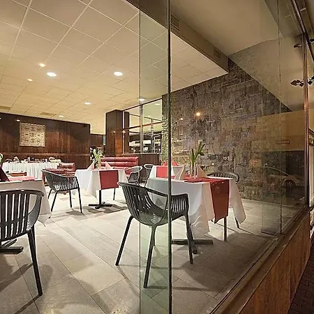 Retro Hotel