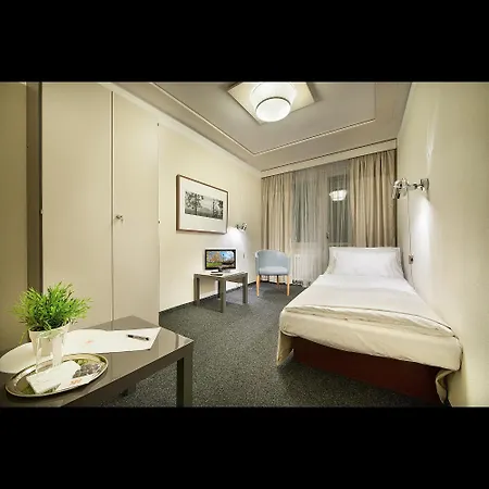 Retro Hotel