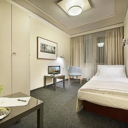 Retro Hotel
