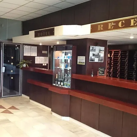 Hotel Kladno 3* كلادنو